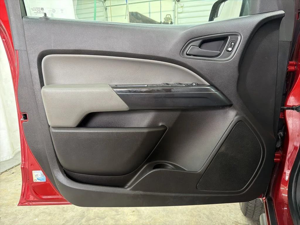 Used 2016 Red Chevrolet Work Truck image 28