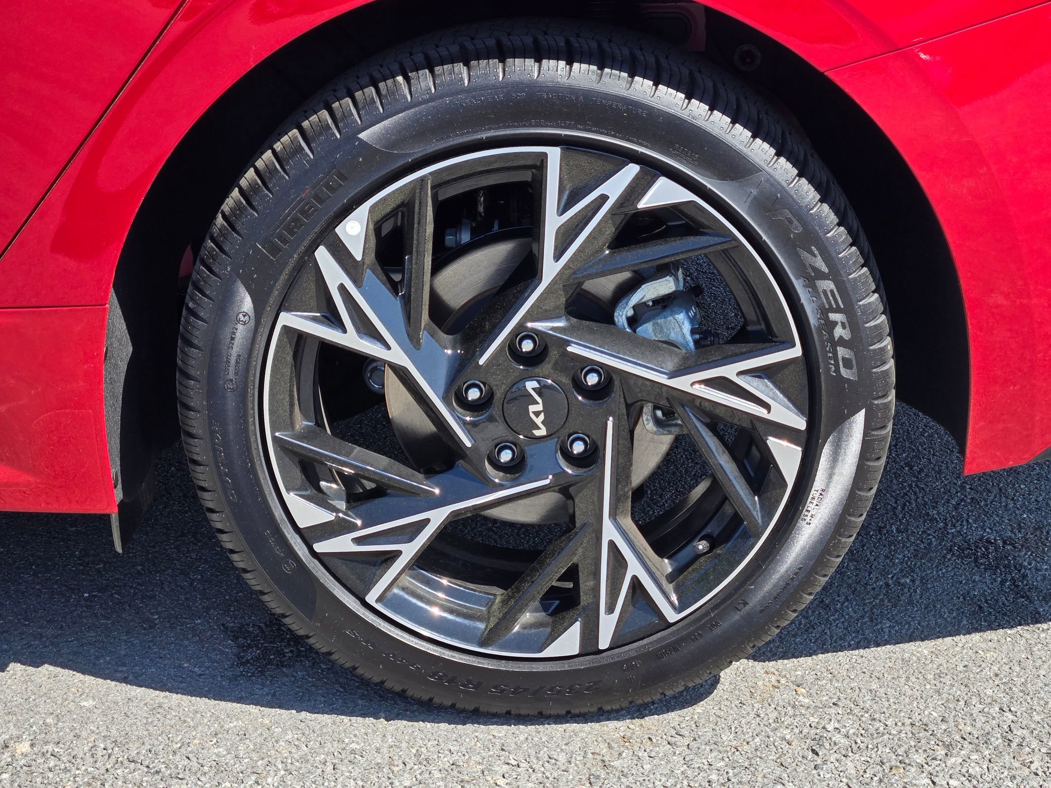 2026 Kia K5 GT-Line - Photo 17