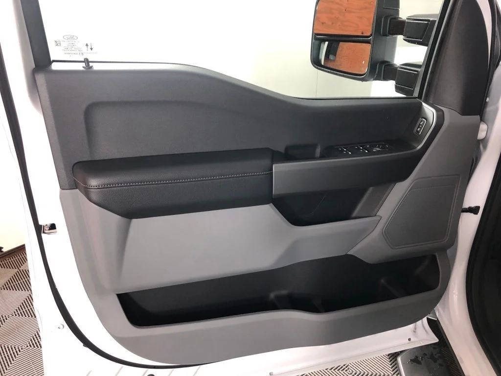 New 2026 White Ford XL image 9