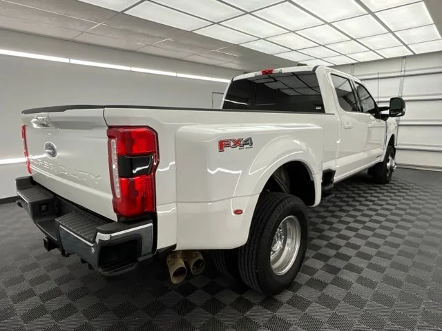 Used 2024 White Ford Lariat image 22