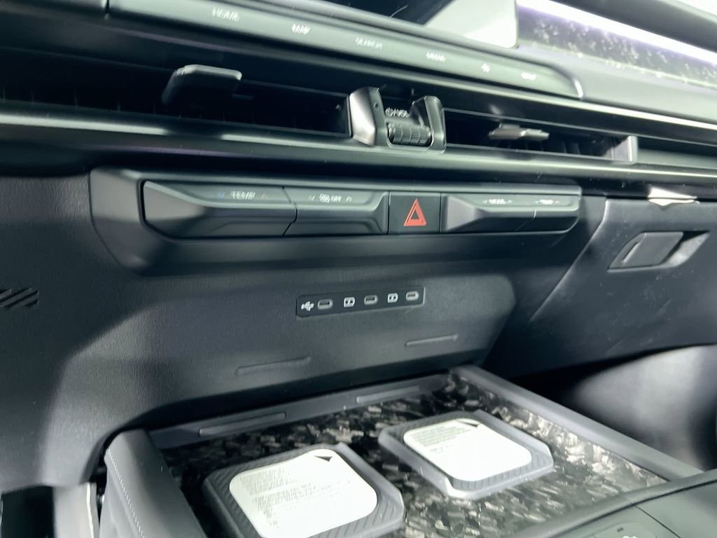 New 2027 Glacial White Pearl Kia X-Pro SX Prestige image 23
