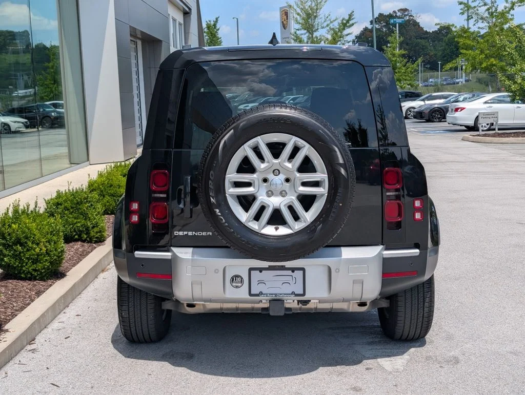 Used 2025 Black Land Rover S image 6