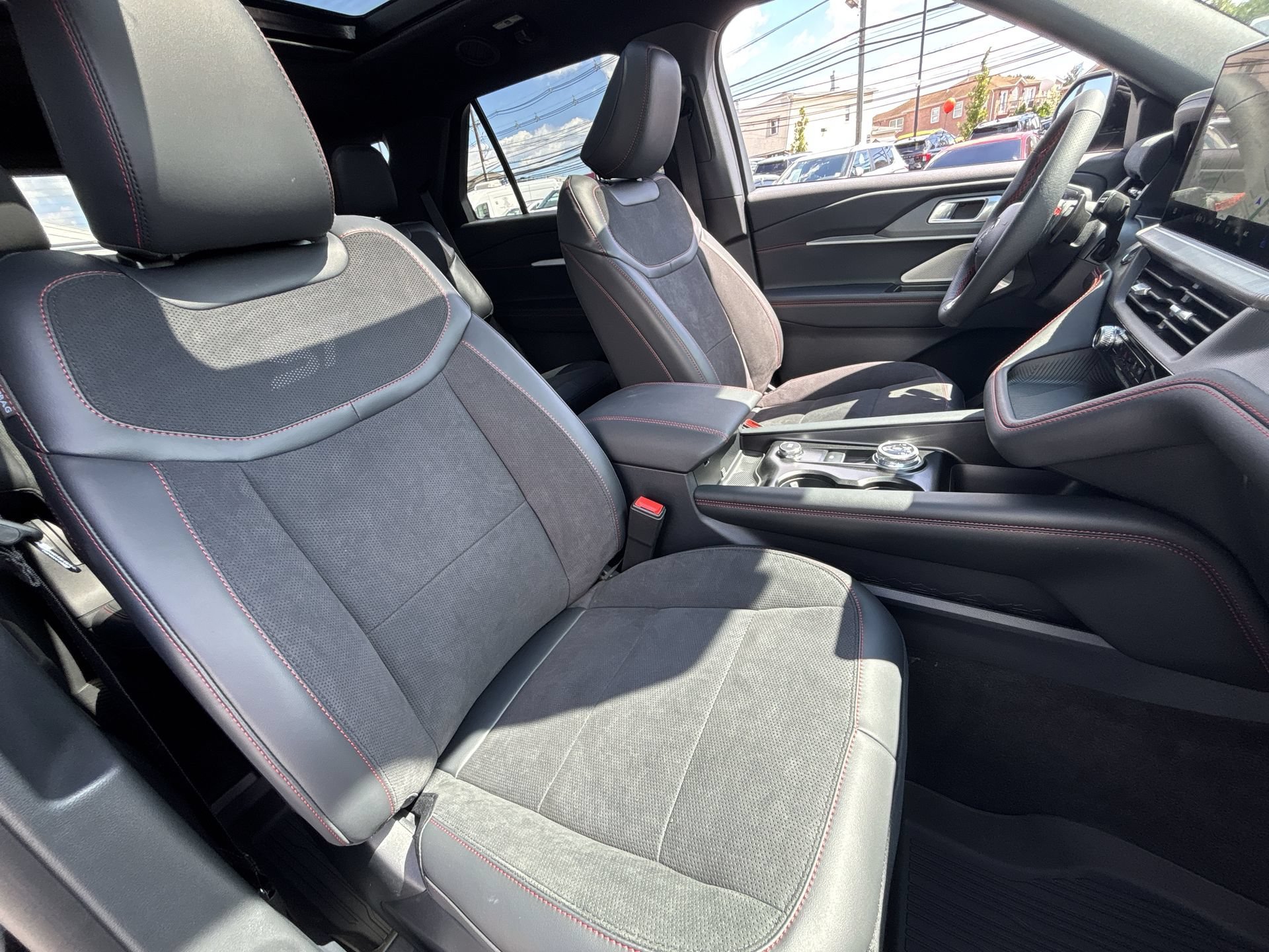 New 2026 Agate Black Metallic Ford ST image 26