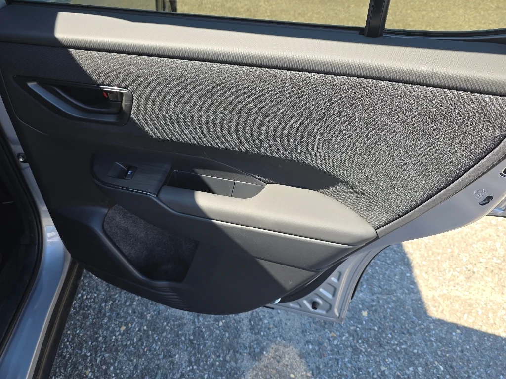 Used 2026 Ice Silver Metallic Subaru Premium image 23