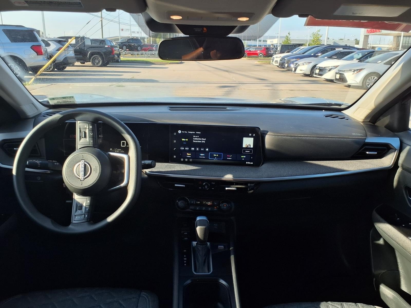 2026 Nissan Kicks photo 16 of 26
