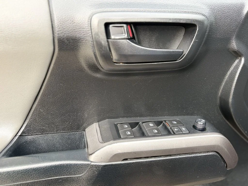 Used 2022 Magnetic Gray Metallic Toyota SR5 image 11