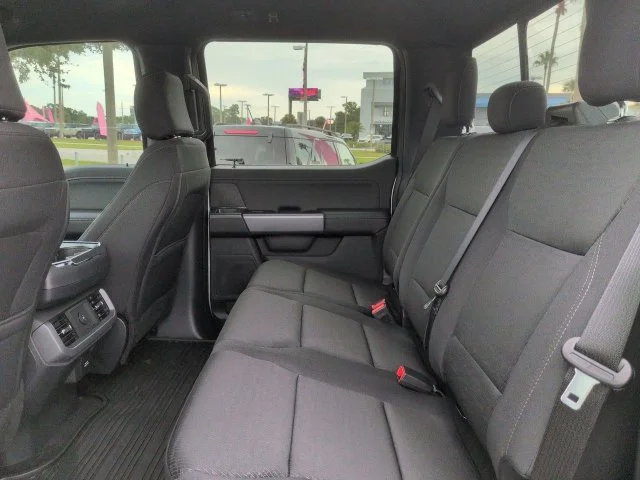 New 2026 Iconic Silver Metallic Ford XLT image 14