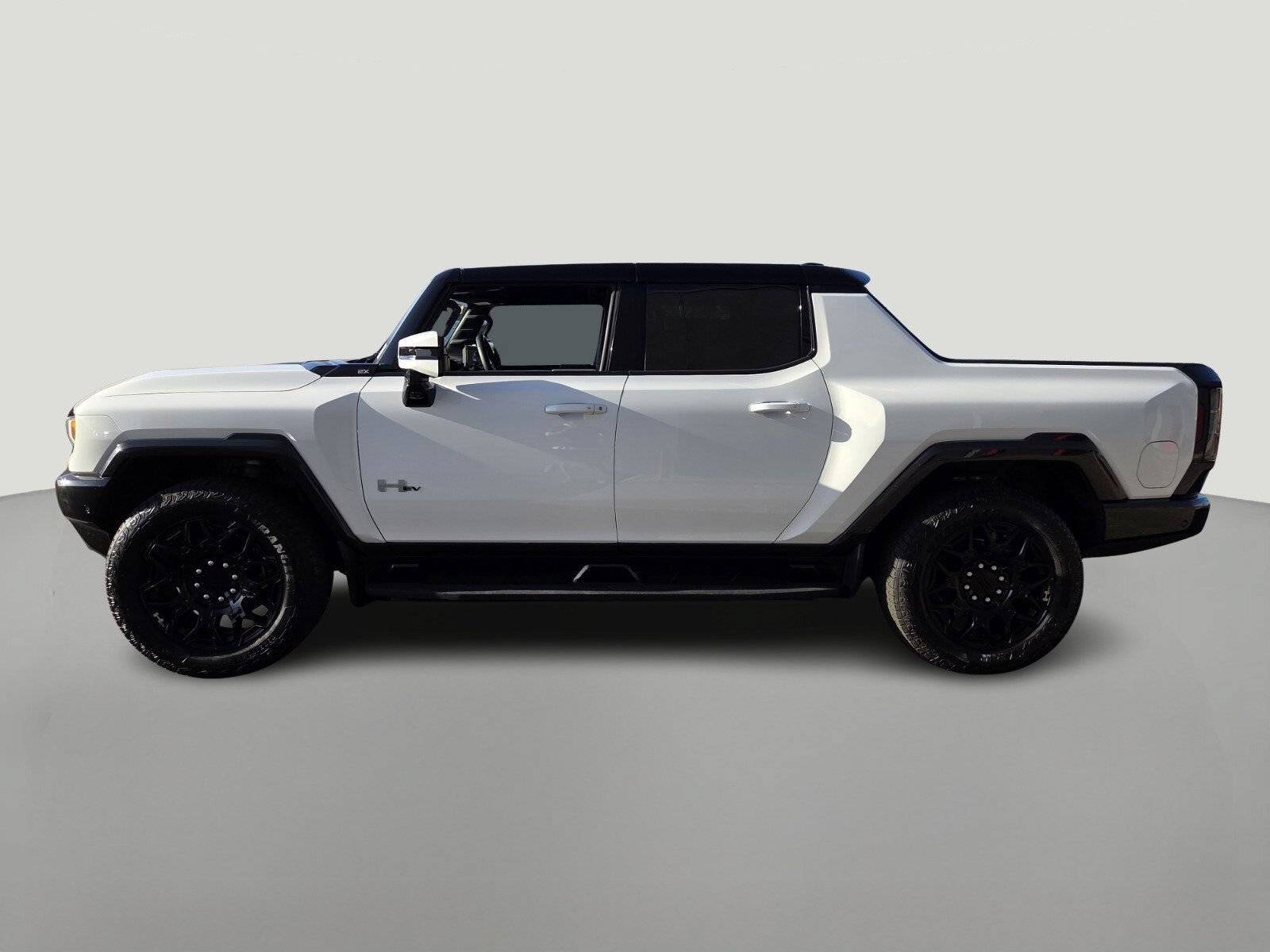 Used 2025 Interstellar White GMC 2X image 2