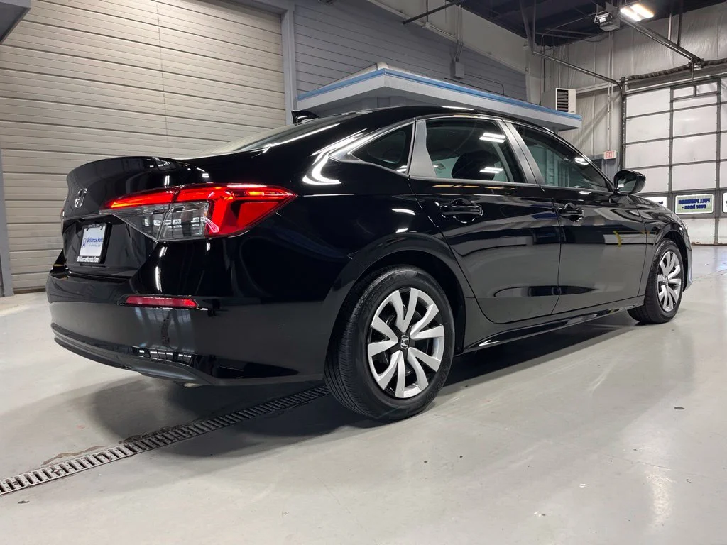 Certified Used 2024 Crystal Black Pearl Honda 2.0L 4D LX image 7
