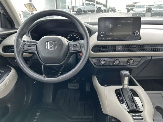 2025 Honda HR-V LX - Photo 10