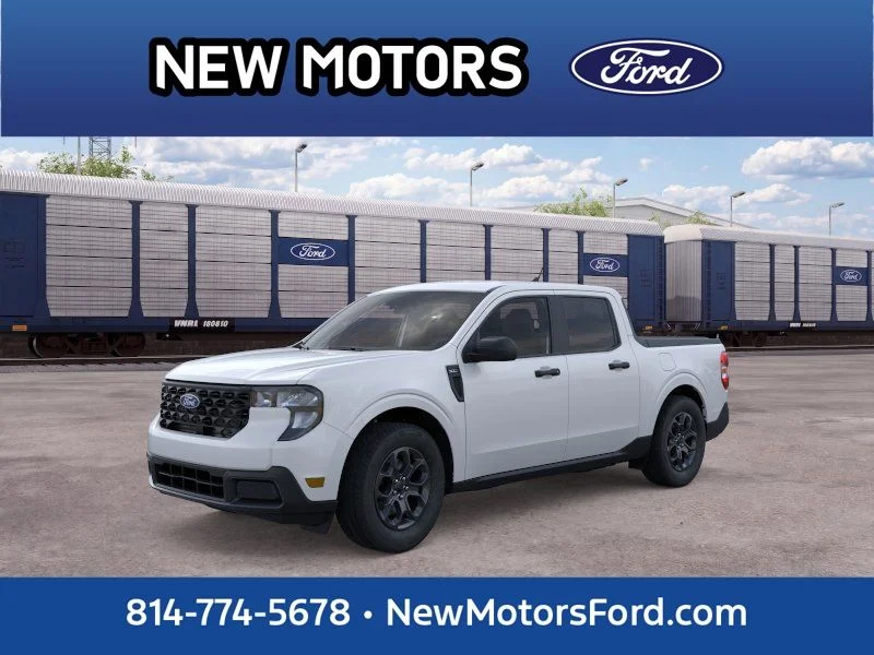 New 2026 Oxford White Ford XLT image 1