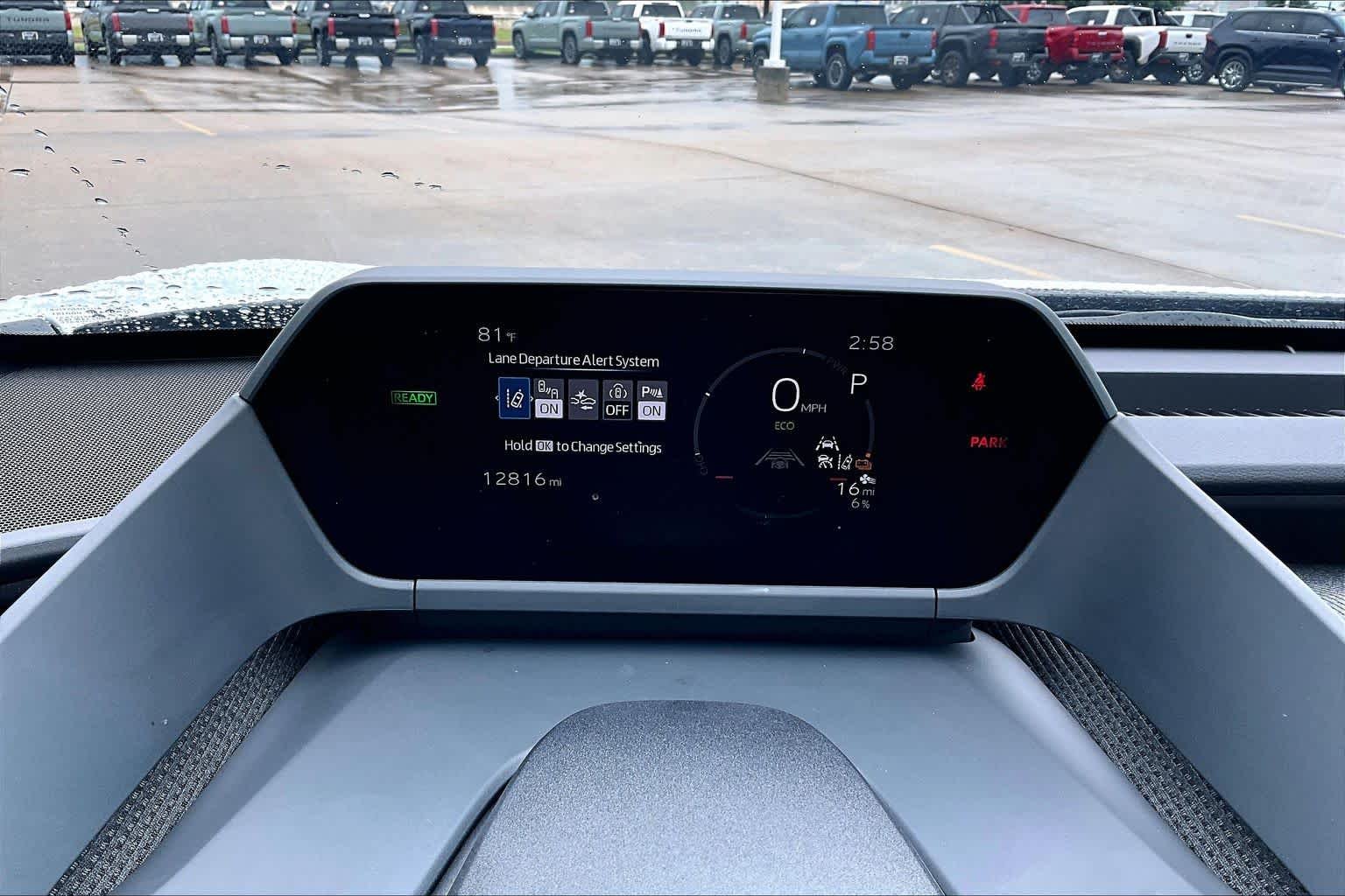 Used 2024 Wind Chill Pearl Toyota XLE image 24