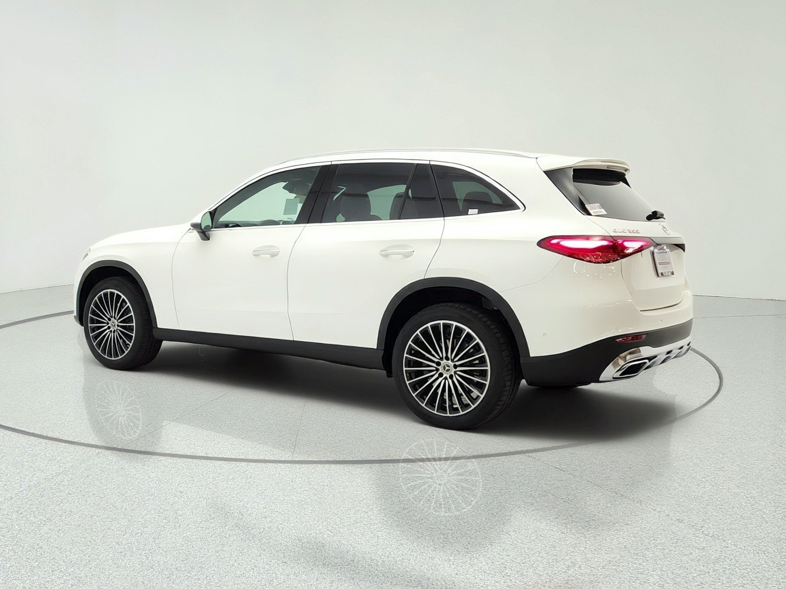 New 2026 Polar White Mercedes-Benz GLC 300 SUV image 22