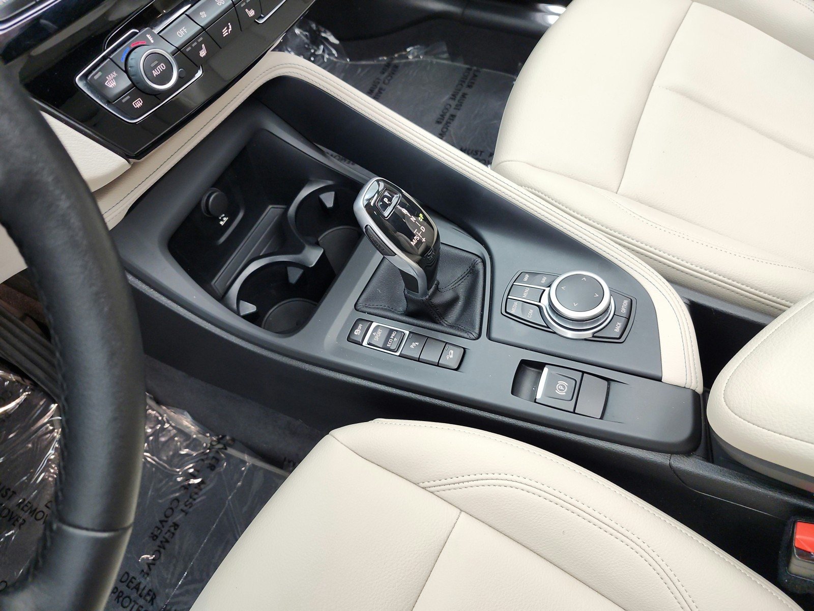 Used 2021 Alpine White BMW xDrive28i Sports Activity Vehicle image 11