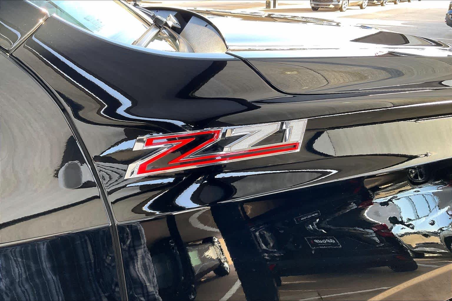 Used 2025 Black Chevrolet Z71 image 11