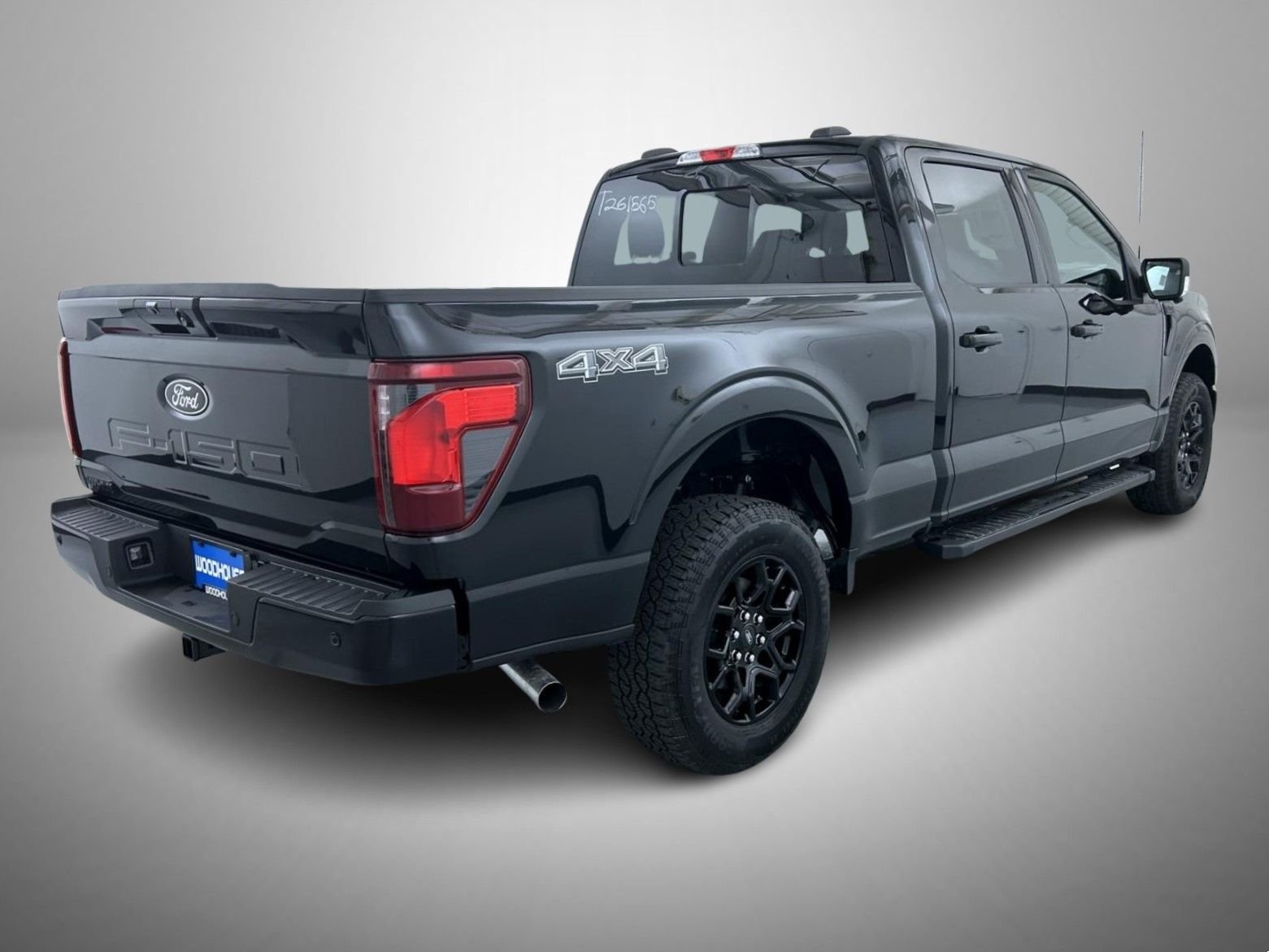 New 2026 Agate Black Metallic Ford XLT image 5