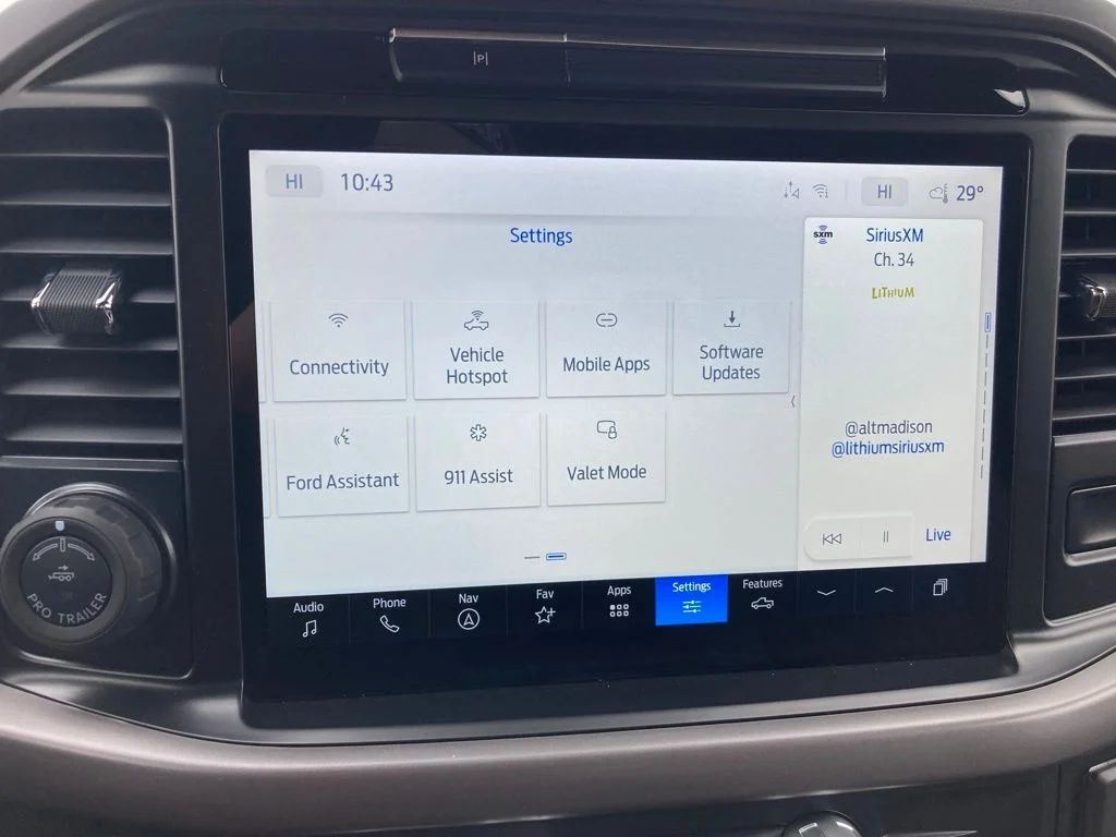 Used 2025 Gray Ford XLT image 45