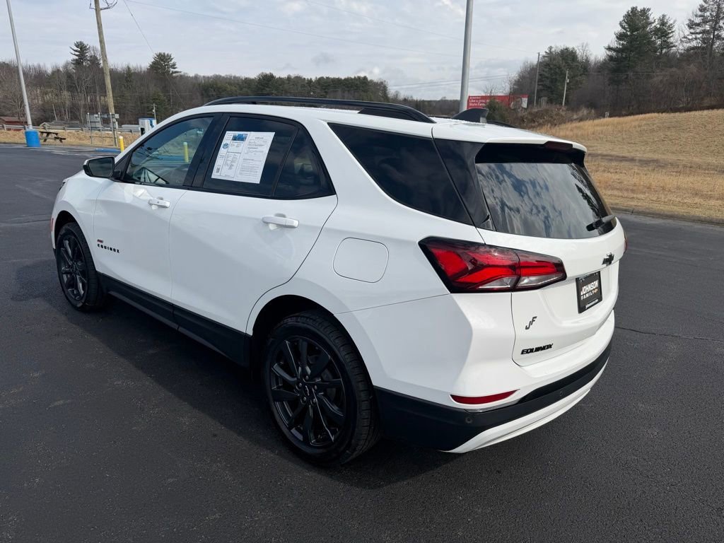 Used 2024 Summit White Chevrolet RS image 7