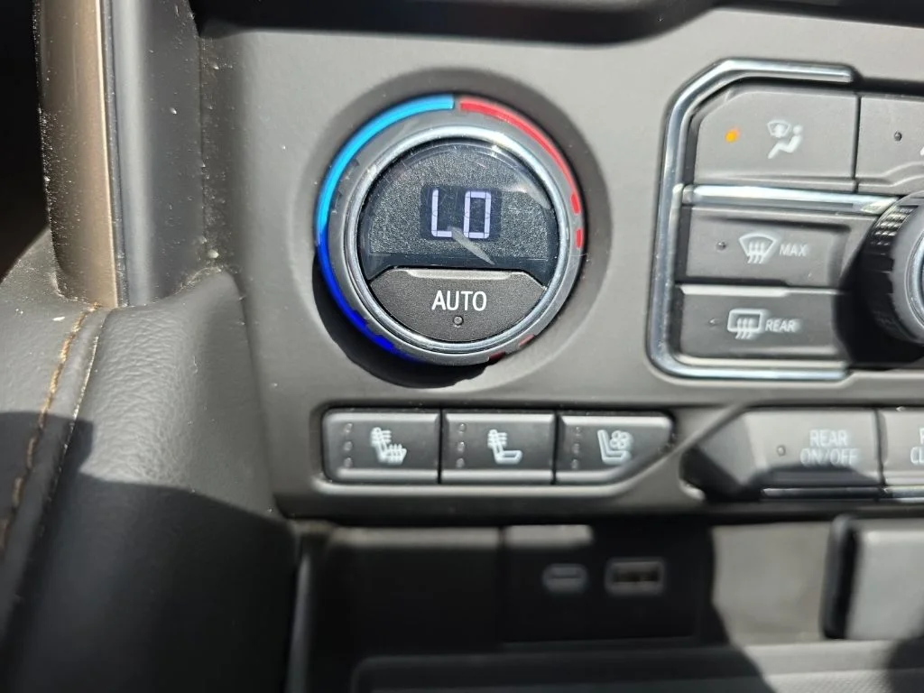 Used 2023 Black Chevrolet High Country image 24