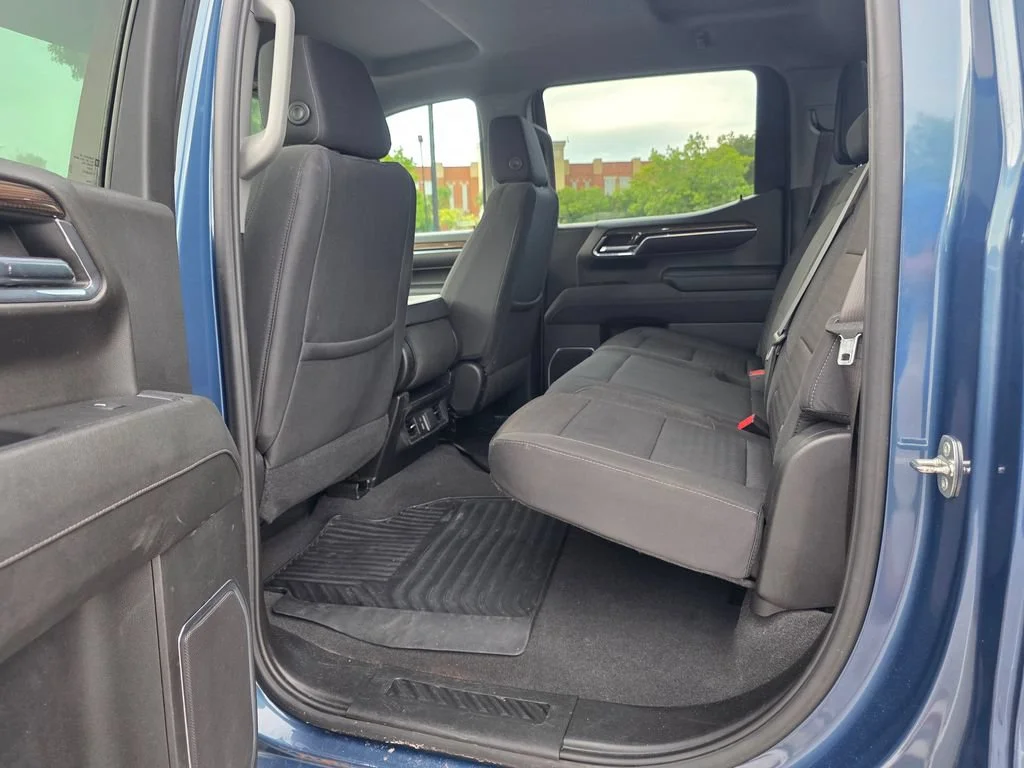 Used 2024 Lakeshore Blue Metallic Chevrolet RST image 31