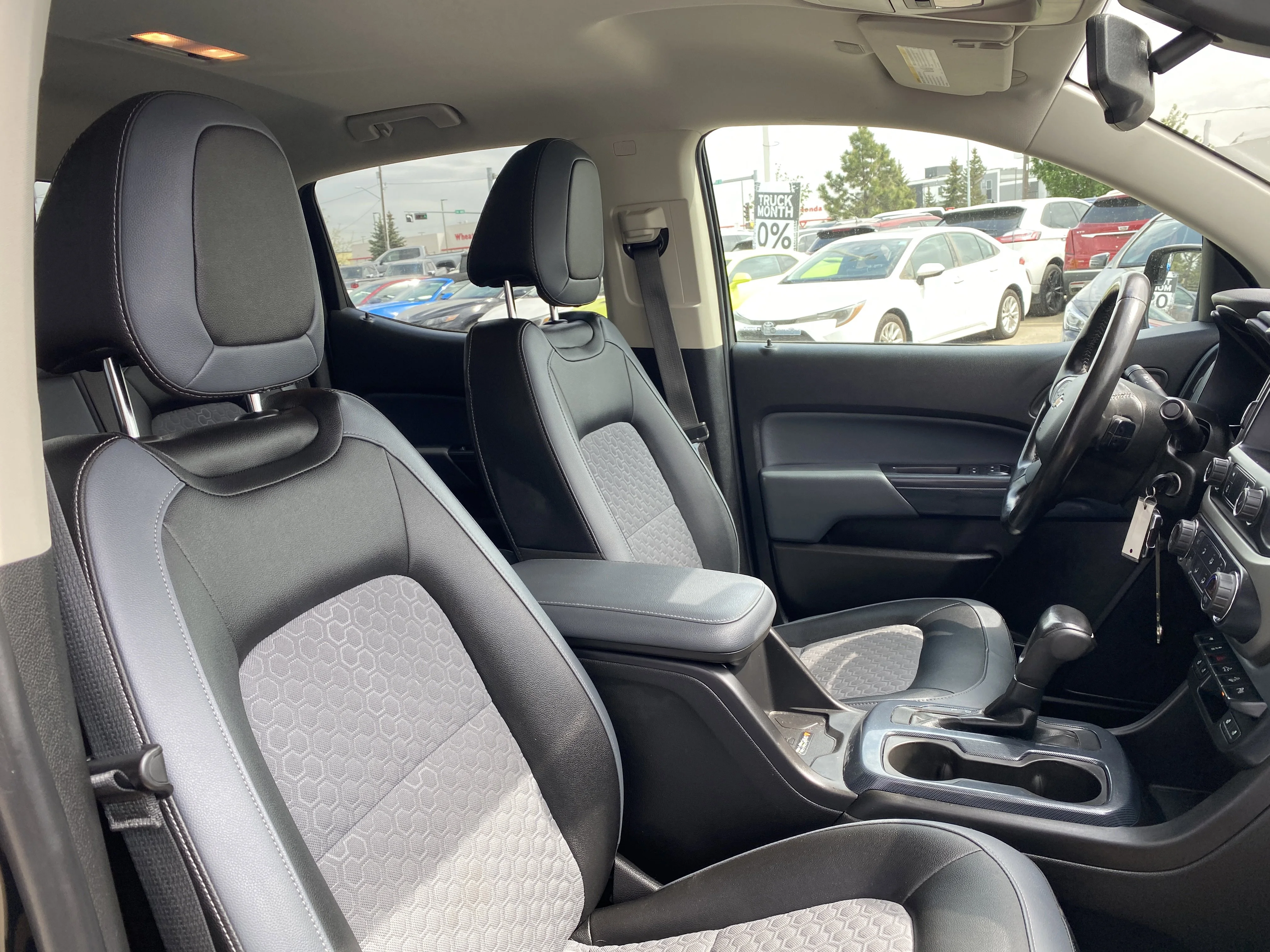 Certified Used 2020 Black Chevrolet 4WD Z71 Crew Cab  * LONG WHEEL BASE * BOSE SOUND SYSTEM * 3.6L V6 * image 21