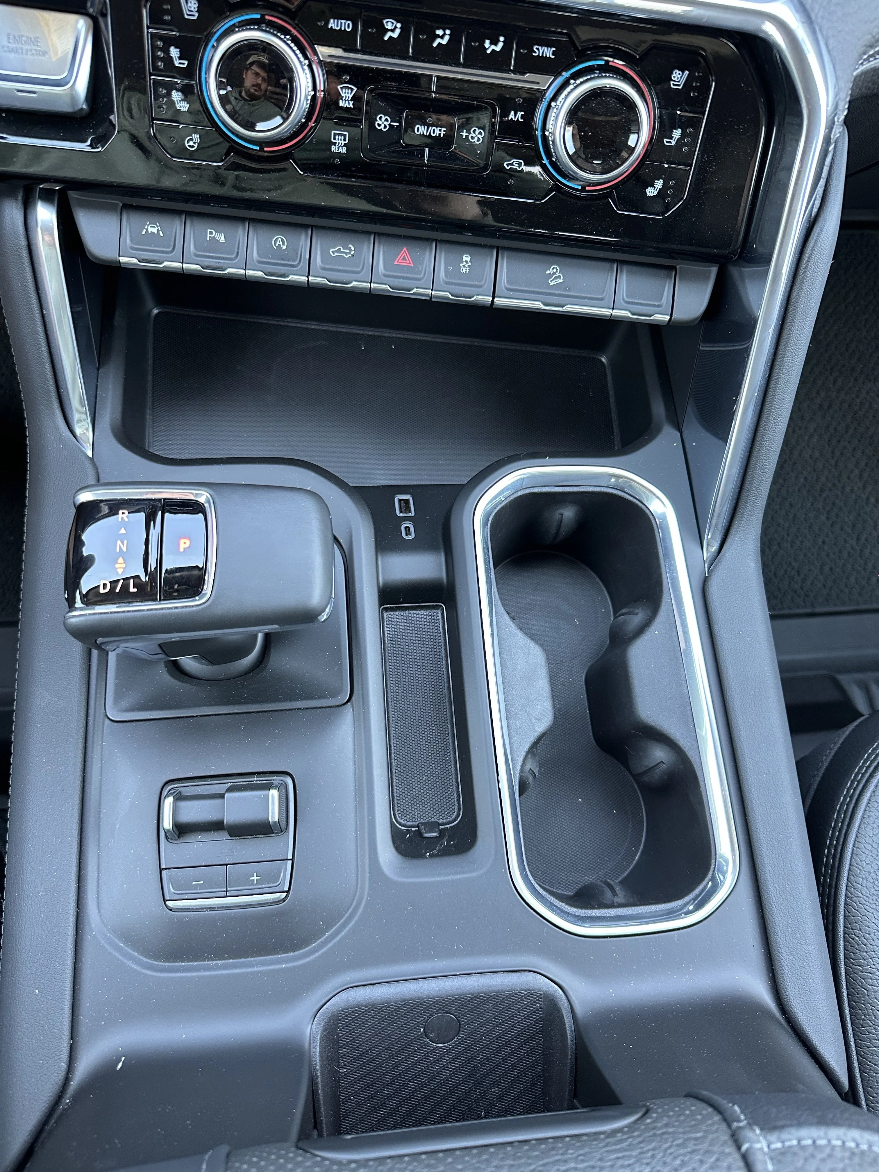New 2026 Glacier White Tricoat GMC Denali image 17