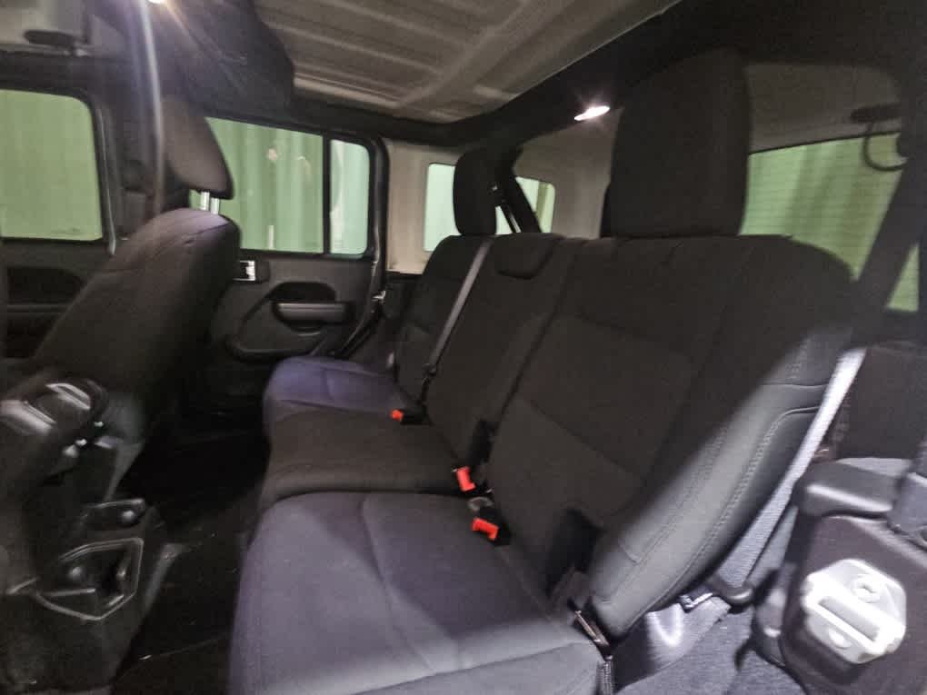Used 2022 Granite Crystal Metallic Clearcoat Jeep Unlimited Sport S image 13