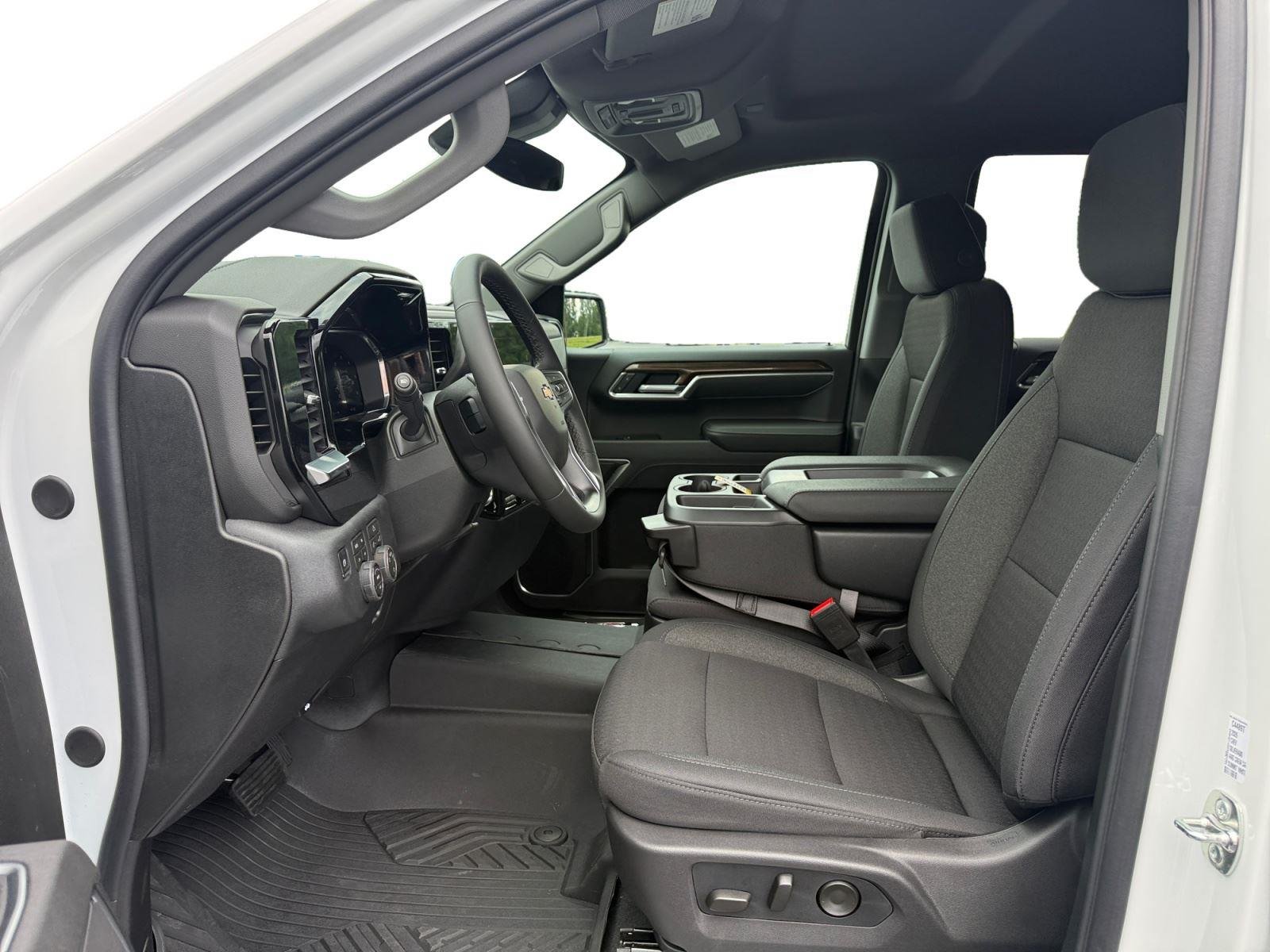 New 2026 Summit White Chevrolet LT image 10