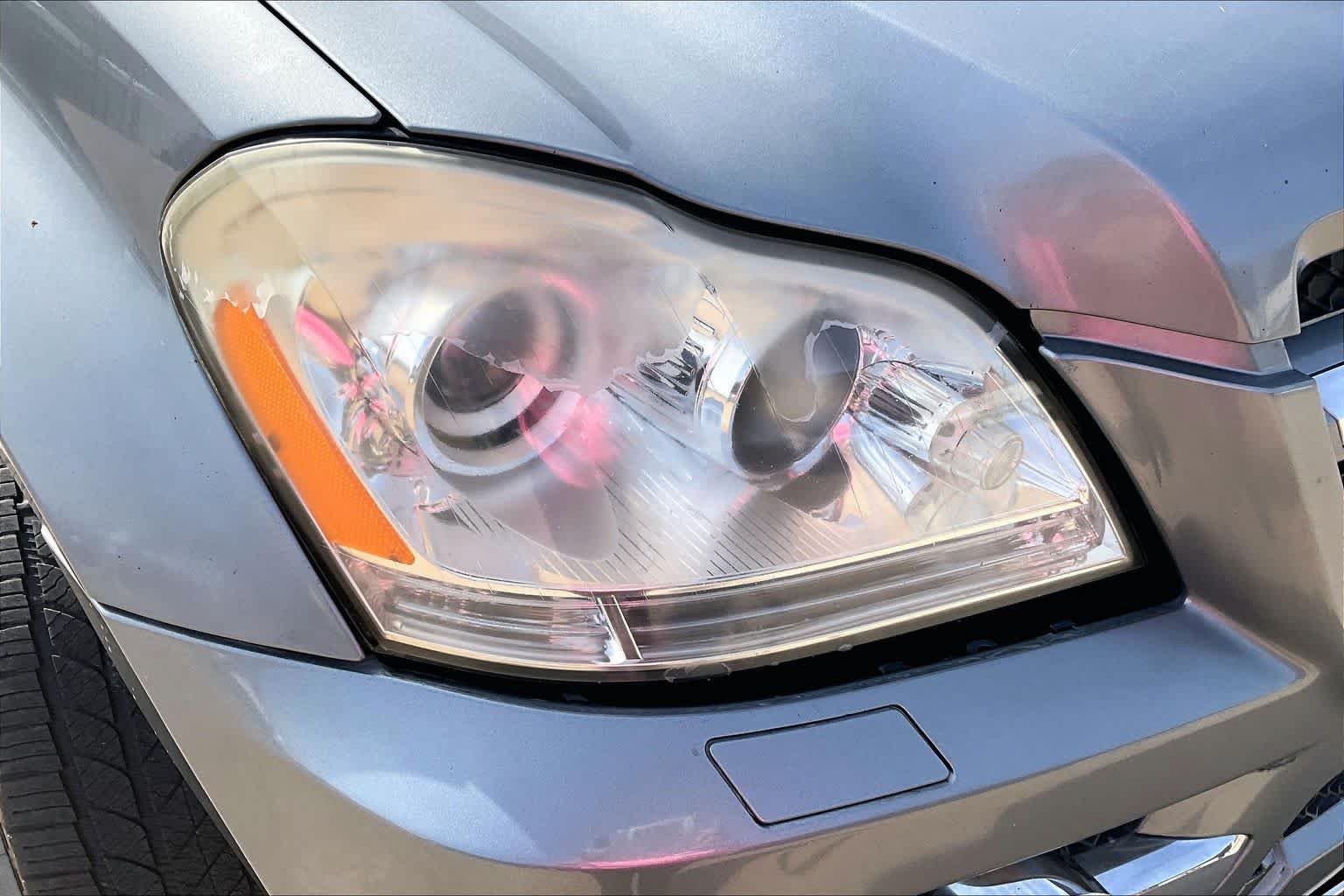 Used 2011 Iridium Silver Metallic Mercedes-Benz GL 450 image 26