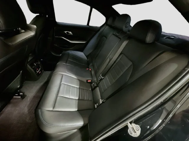 Used 2021 Black BMW 330i image 21