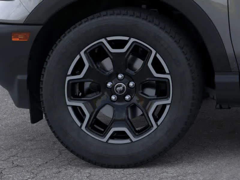 New 2025 Carbonized Gray Metallic Ford Outer Banks® image 19