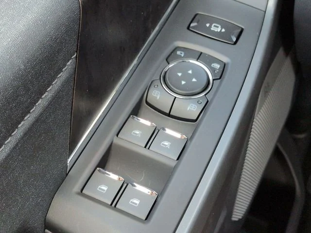 New 2026 Agate Black Metallic Ford F-350® Lariat® image 24