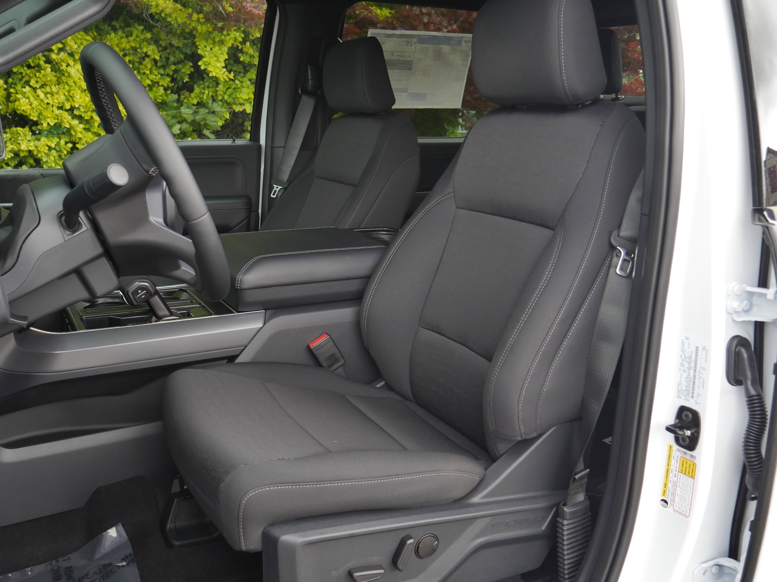 New 2026 Oxford White Ford XLT image 33