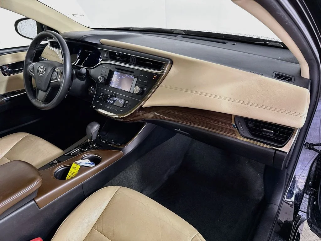 Used 2013 Attitude Black Metallic Toyota XLE image 28