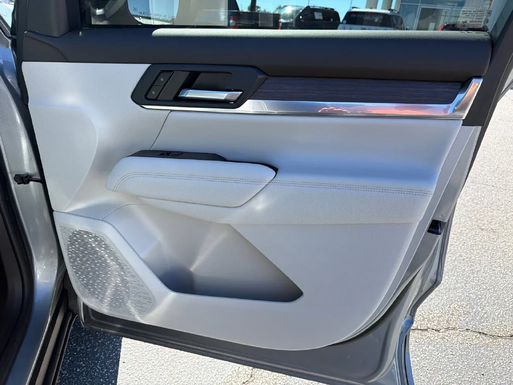 Used 2026 Silver GMC Denali image 14