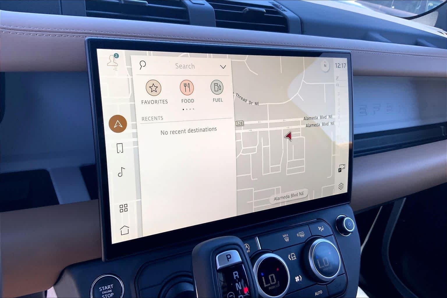 New 2026 Fuji White Land Rover X-Dynamic SE image 17