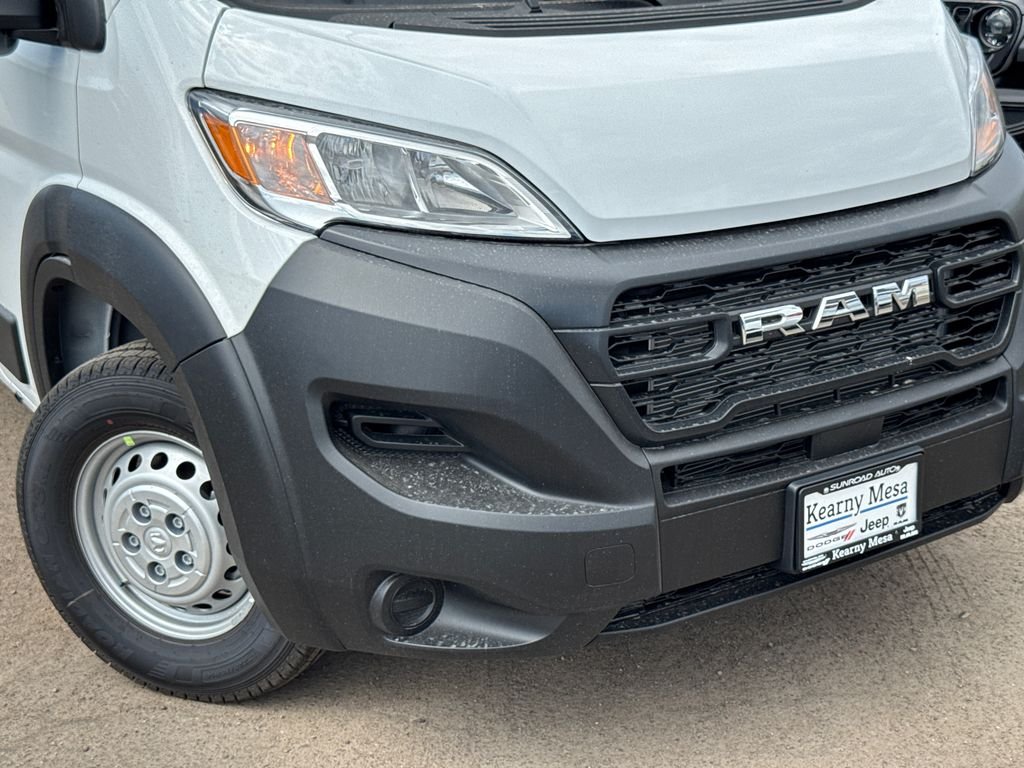 New 2027 Bright White Clearcoat RAM Base image 6