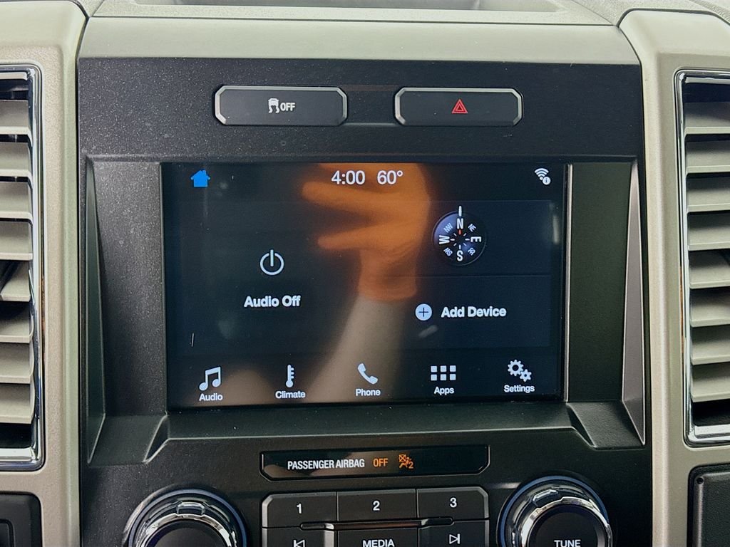 Used 2016 Silver Ford Lariat image 14