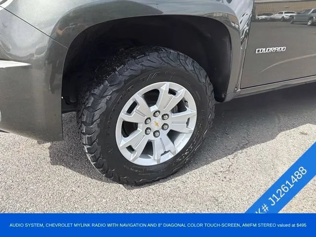 Used 2018 Deepwood Green Metallic Chevrolet 4WD LT image 4