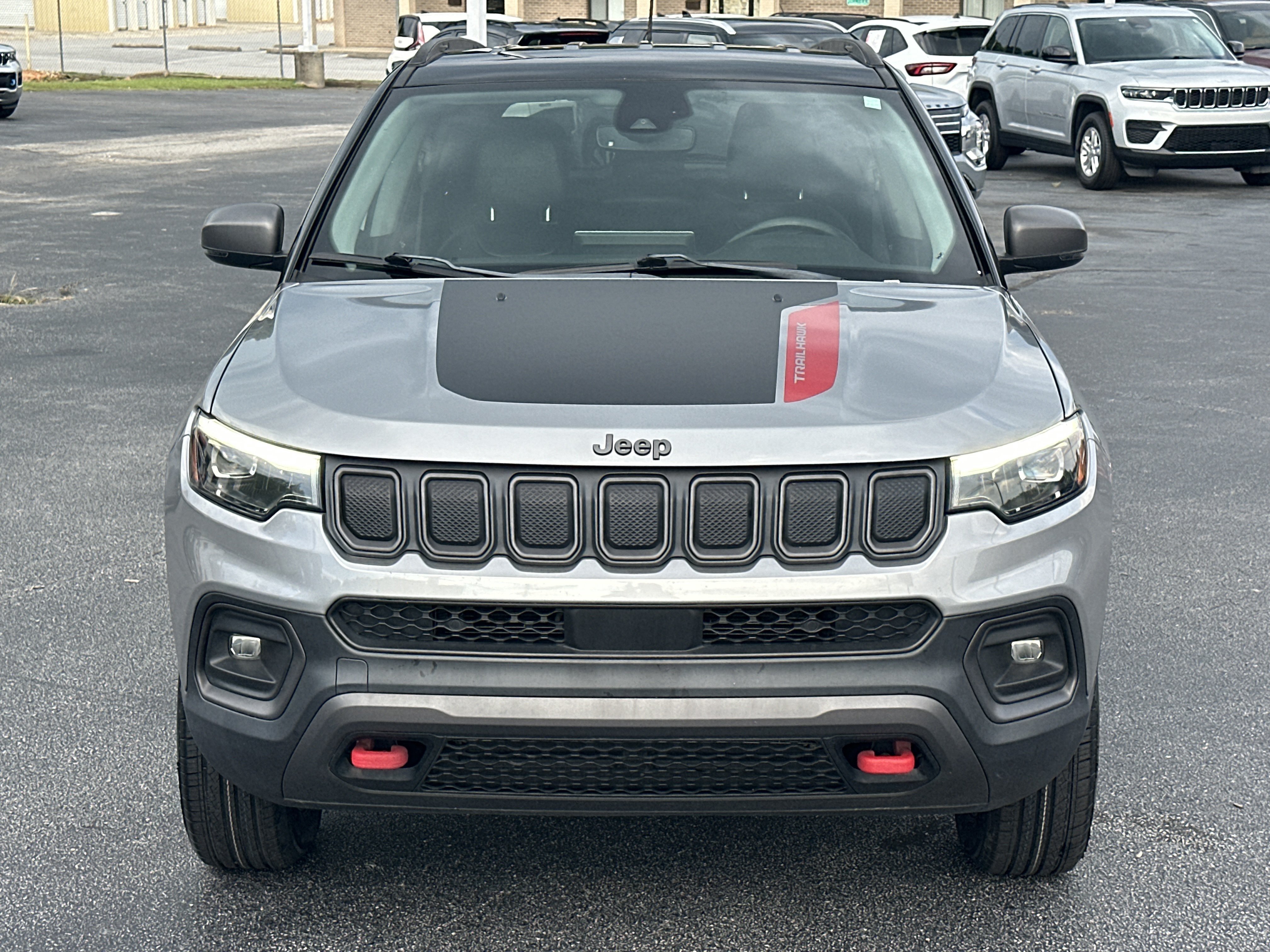 Used 2022 Billet Silver Metallic Clearcoat Jeep Trailhawk image 2
