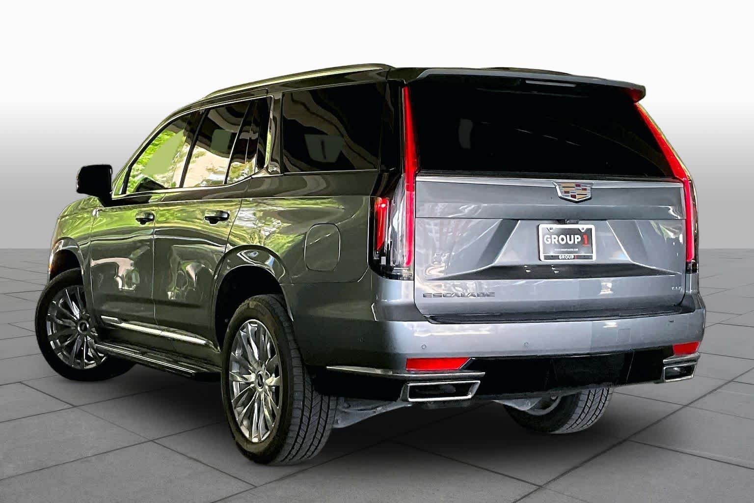 Used 2021 Satin Steel Metallic Cadillac Premium Luxury image 11