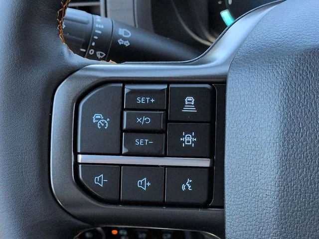 New 2026 Oxford White Ford Tremor® image 25