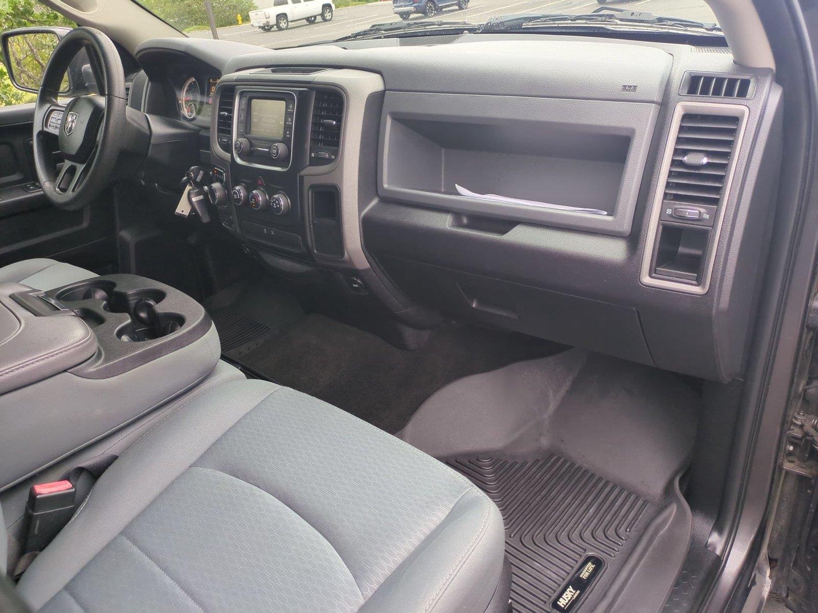 Used 2017 Granite Crystal Metallic Clearcoat Ram Express image 35