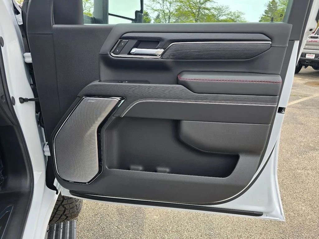 2026 GMC Sierra 2500HD AT4X - Photo 33