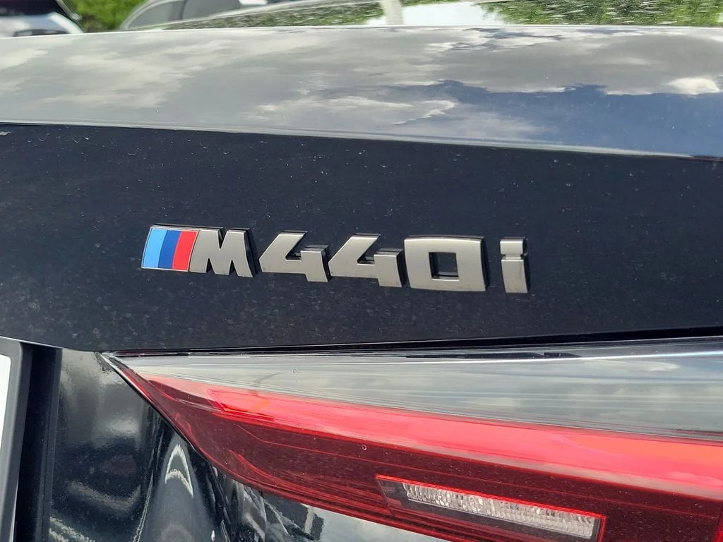 Used 2024 Black BMW M440i image 10