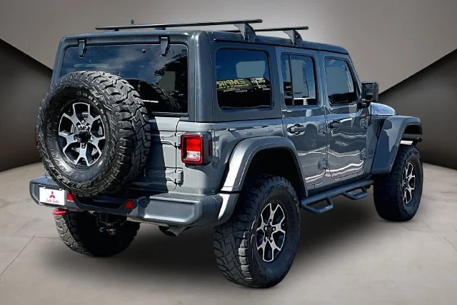 Used 2019 Gray Jeep Unlimited Rubicon image 6