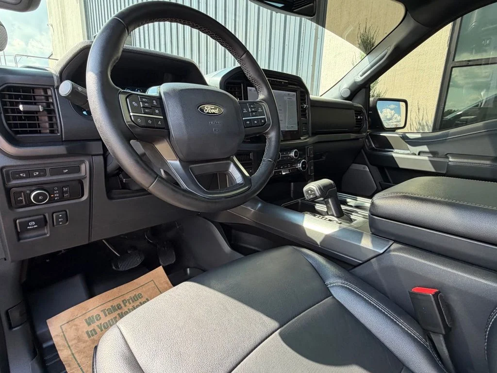 Used 2024 Black Ford XLT image 11