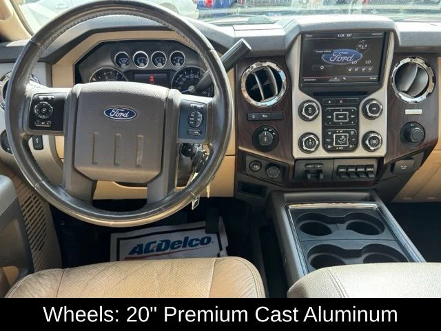Used 2015  Ford Lariat image 18