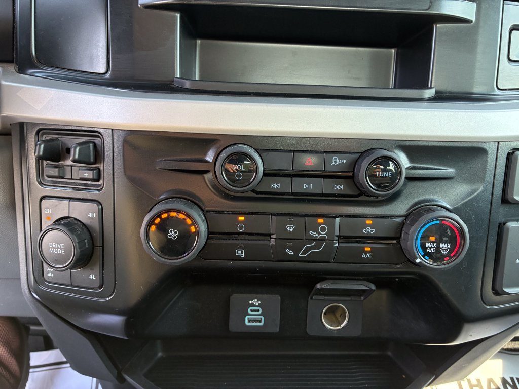 Used 2025 Gray Ford XLT image 15