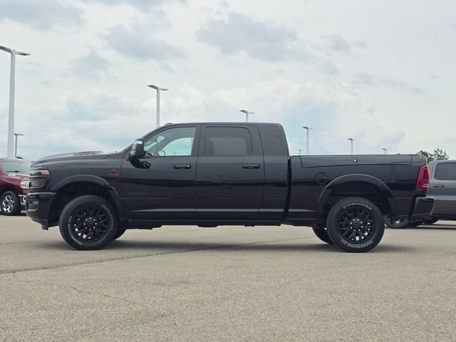Used 2026 Diamond Black Crystal Pearlcoat Ram Limited image 40